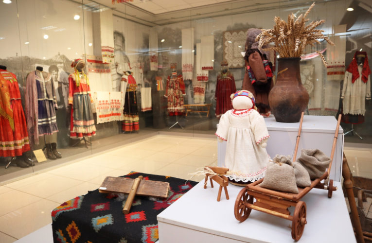 Выставка с костюмами крестьян и горожан конца XIX века в Липецке откроется 2 декабря