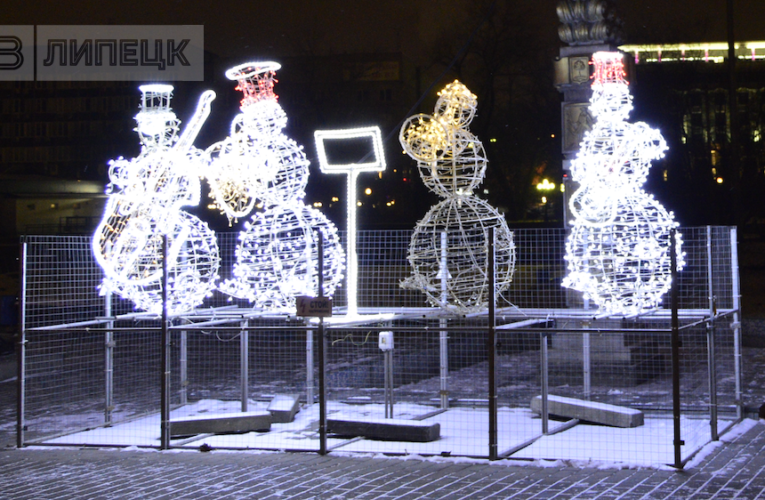 Новогоднюю иллюминацию в Липецке включат вечером 7 декабря на Комсомольском пруду и Соборной