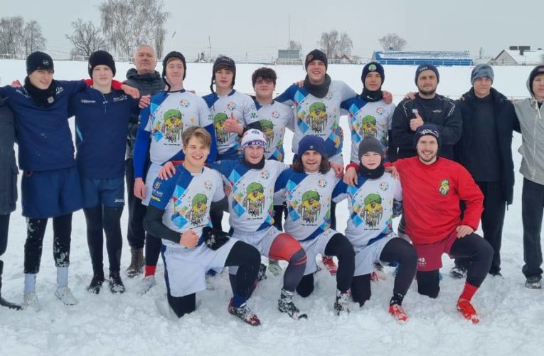 Дню студента посвятили чемпионат Ельца по регби на снегу