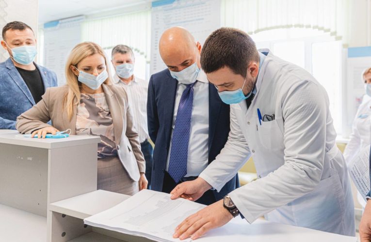 Ремонт медучреждений в 2024 году начнется с поликлиники в Тракторном Липецка