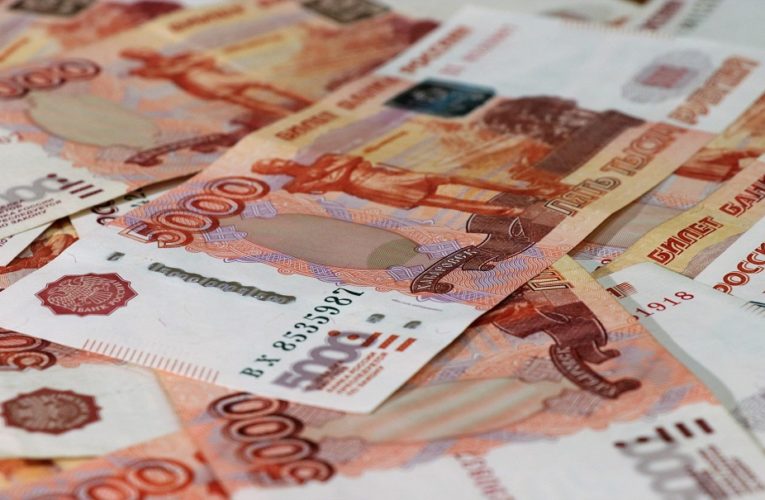 Липецким работникам курской компании выплатили 309 тыс за переработки